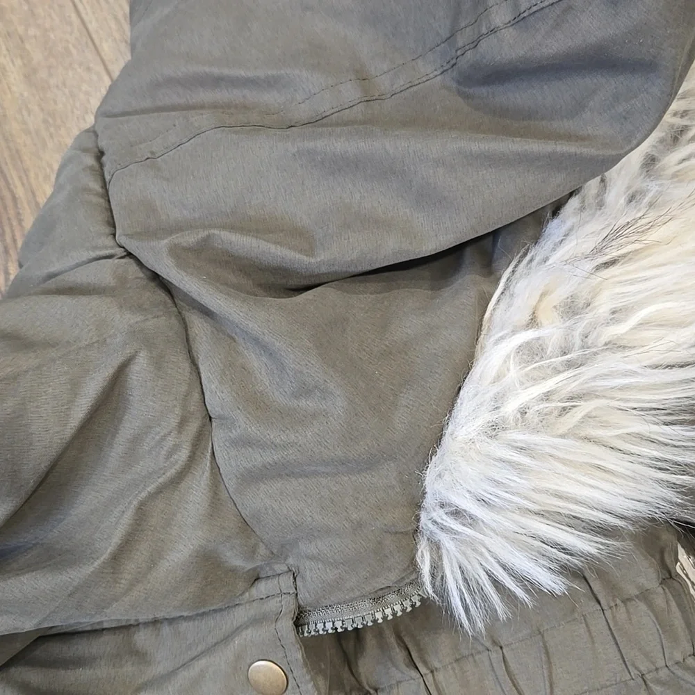 Rothschild | Olive Green Hooded Girls Coat Size Medium